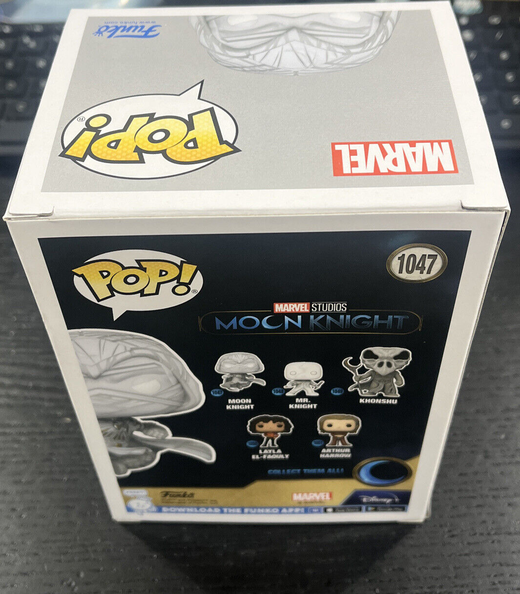 Funko Pop! Marvel Studios Moon Knight #1047 Glow In The Dark Hot Topic Exclusive