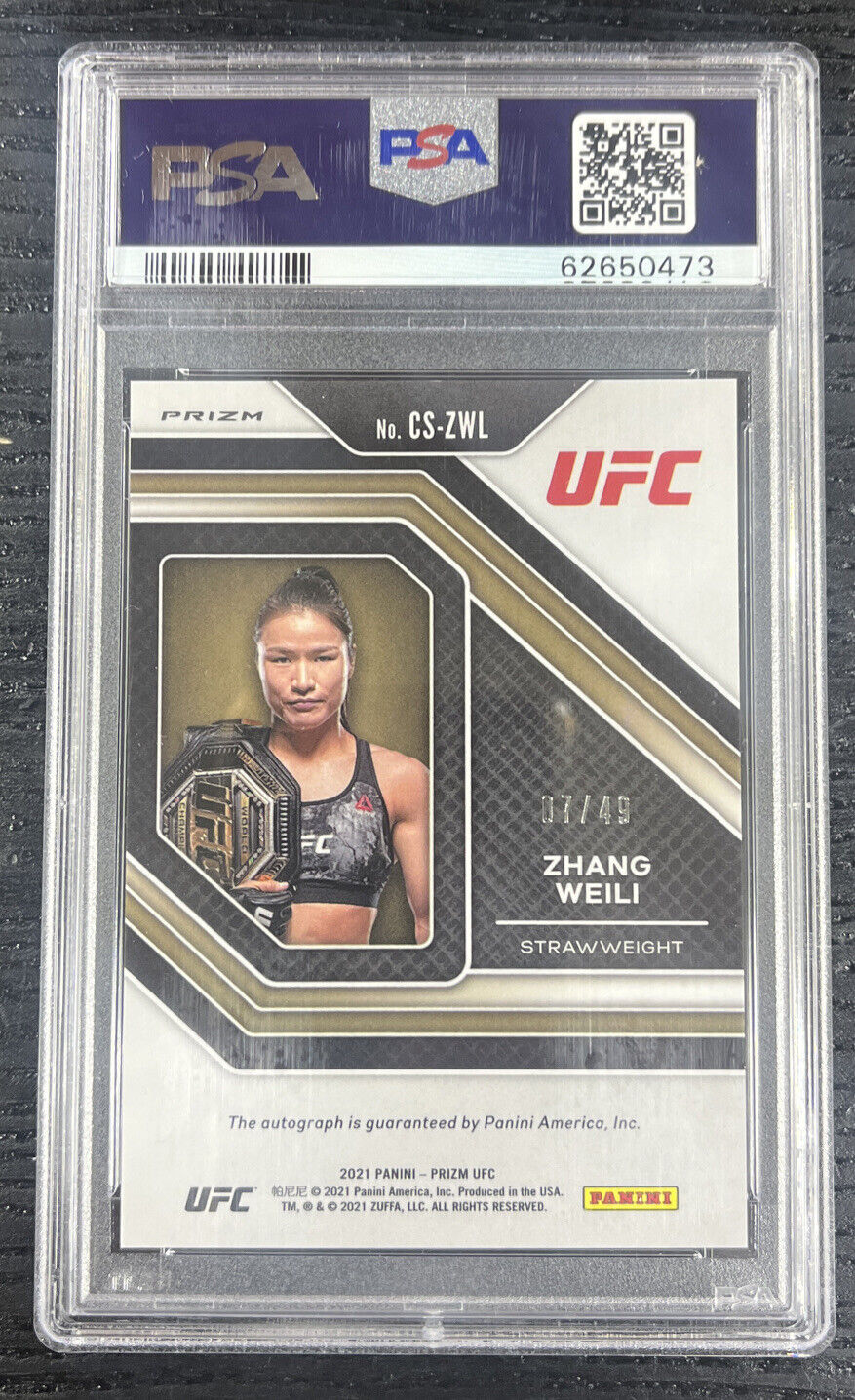 ZHANG WEILI 2021 PRIZM UFC STRAWWEIGHT CHAMPION Red Refractor AUTO /49 PSA 10