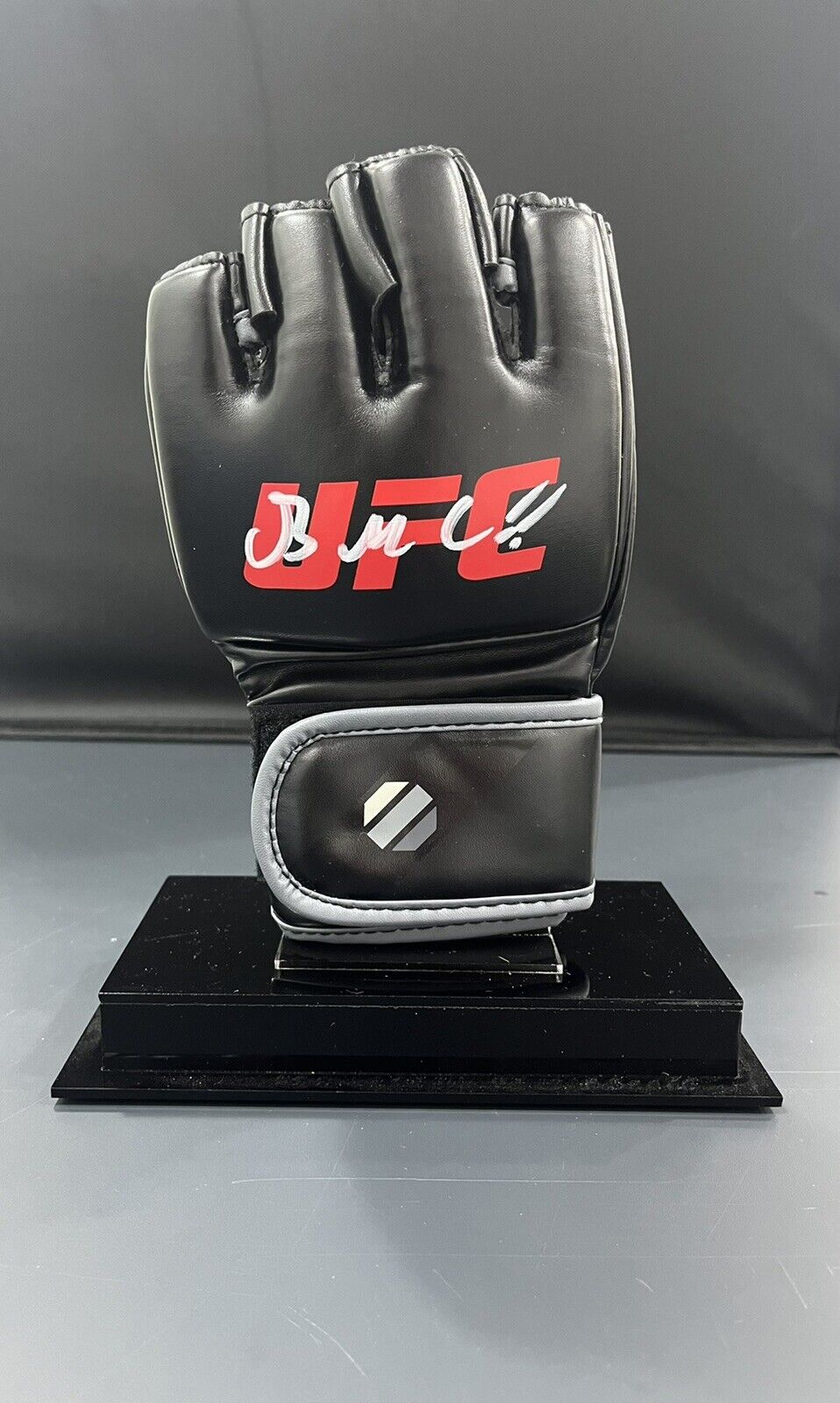 Brandom Moreno Autographed UFC Glove JSA Certified - Plastic Protector Included!